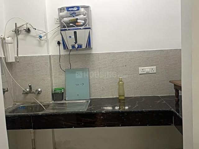 2 BHK Apartment in Sector 143B for rent Noida. The reference number is 18776675