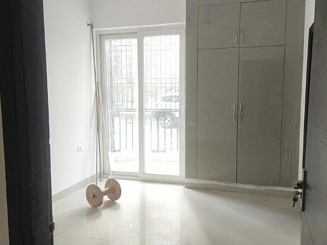 2 BHK Apartment in Sector 143B for rent Noida. The reference number is 20508728