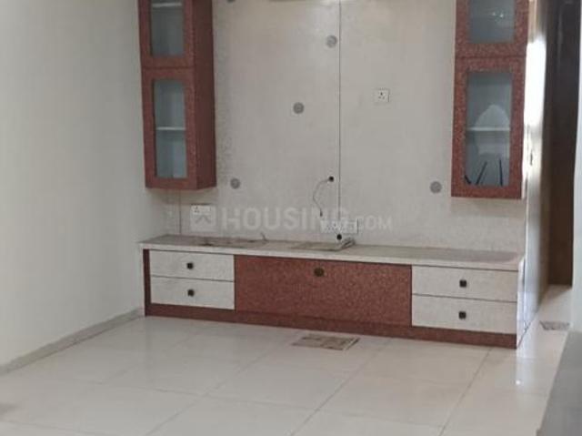 2 BHK Apartment in Sector 143B for rent Noida. The reference number is 20559715