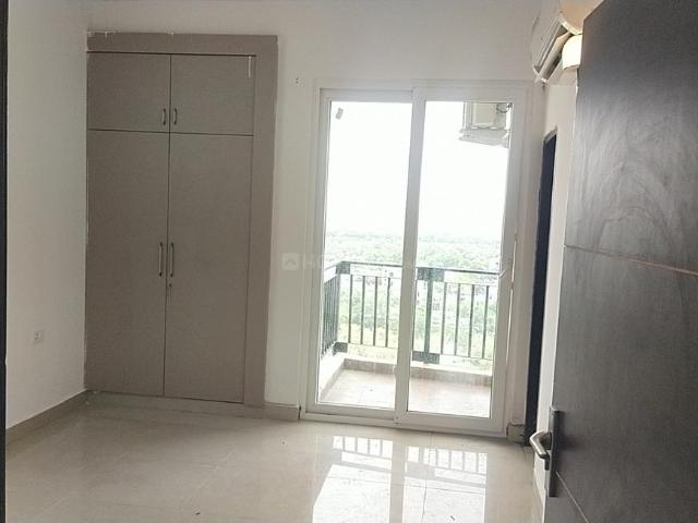 2 BHK Apartment in Sector 143B for rent Noida. The reference number is 20818209