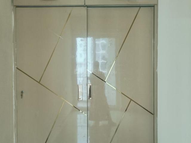 2 BHK Apartment in Sector 143B for rent Noida. The reference number is 20952133