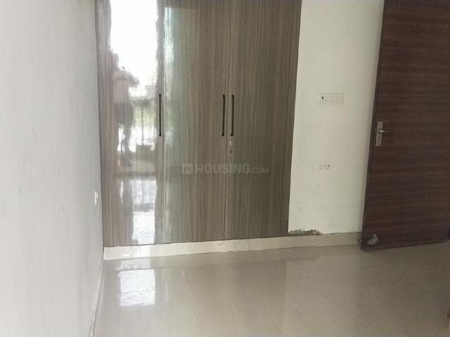 2 BHK Apartment in Sector 143B for rent Noida. The reference number is 20167254