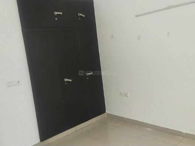 2 BHK Apartment in Sector 143B for rent Noida. The reference number is 20217017