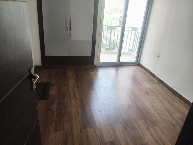 2 BHK Apartment in Sector 143B for rent Noida. The reference number is 20229802