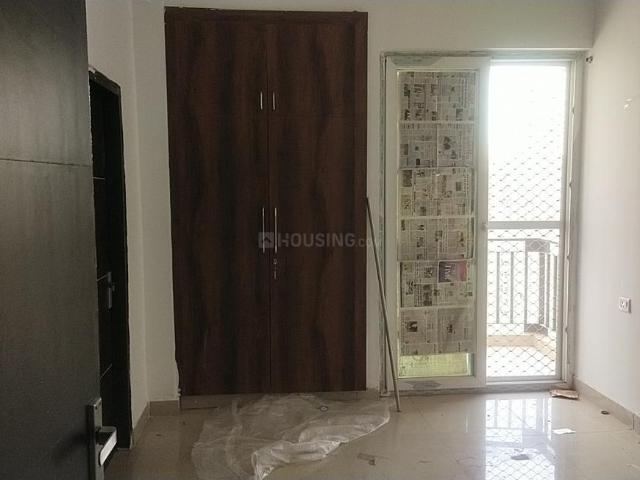 2 BHK Apartment in Sector 143B for rent Noida. The reference number is 20288660