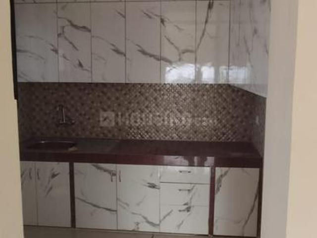 2 BHK Apartment in Sector 14 Dwarka for rent New Delhi. The reference number is 15495583