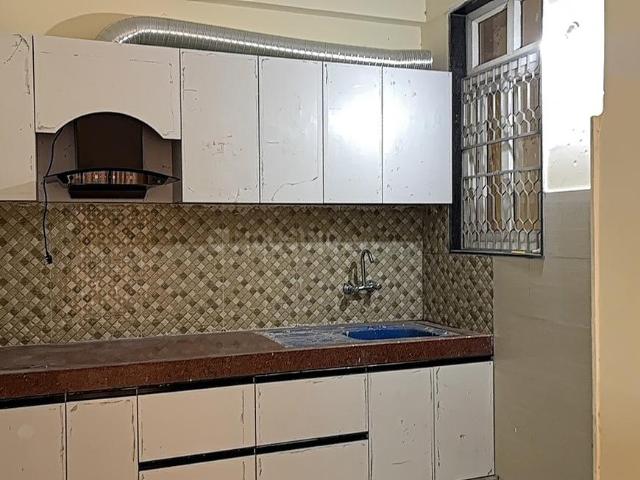 2 BHK Apartment in Sector 14 Dwarka for rent New Delhi. The reference number is 17399296