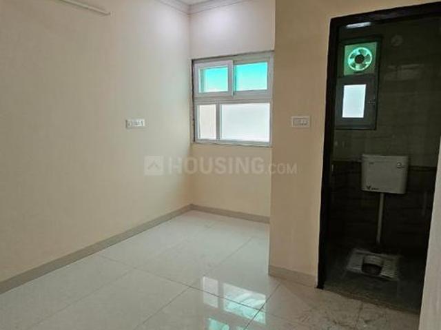 2 BHK Apartment in Sector 14 Dwarka for rent New Delhi. The reference number is 20241472
