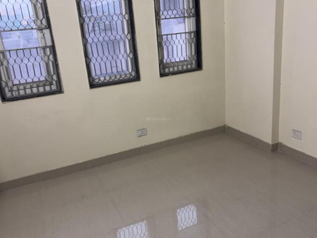 2 BHK Apartment in Sector 14 Dwarka for rent New Delhi. The reference number is 20361429