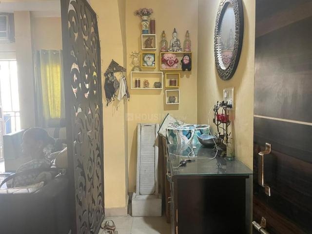 2 BHK Apartment in Sector 14 Dwarka for resale New Delhi. The reference number is 14649002