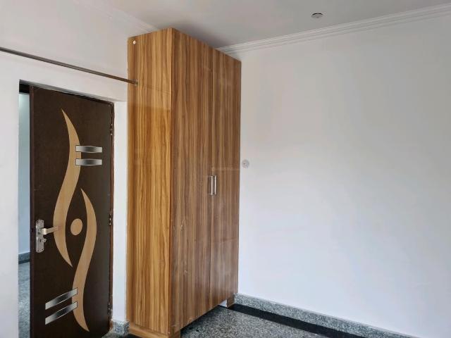 2 BHK Apartment in Sector 14 Dwarka for resale New Delhi. The reference number is 19930642