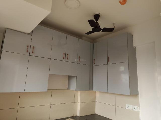 2 BHK Apartment in Sector 150 for rent Noida. The reference number is 18721818