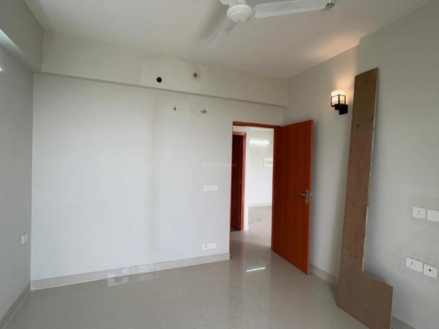 2 BHK Apartment in Sector 150 for rent Noida. The reference number is 18921370
