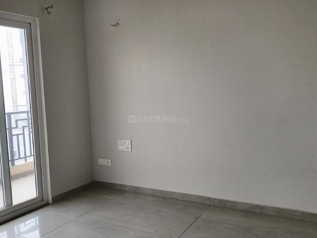 2 BHK Apartment in Sector 150 for rent Noida. The reference number is 19752783