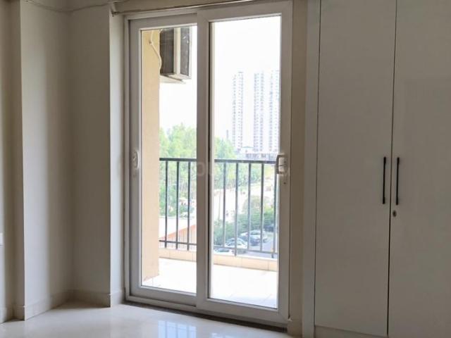 2 BHK Apartment in Sector 150 for rent Noida. The reference number is 19752862