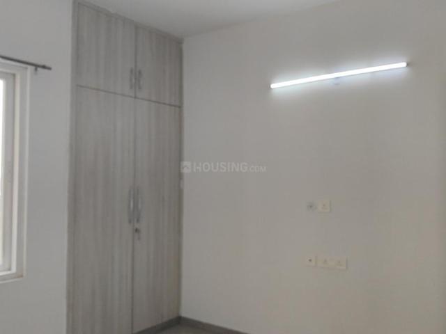 2 BHK Apartment in Sector 150 for rent Noida. The reference number is 19856965
