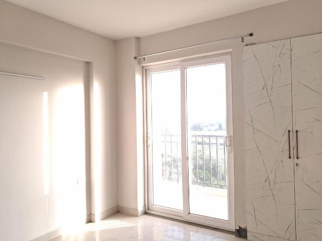 2 BHK Apartment in Sector 150 for rent Noida. The reference number is 19880963
