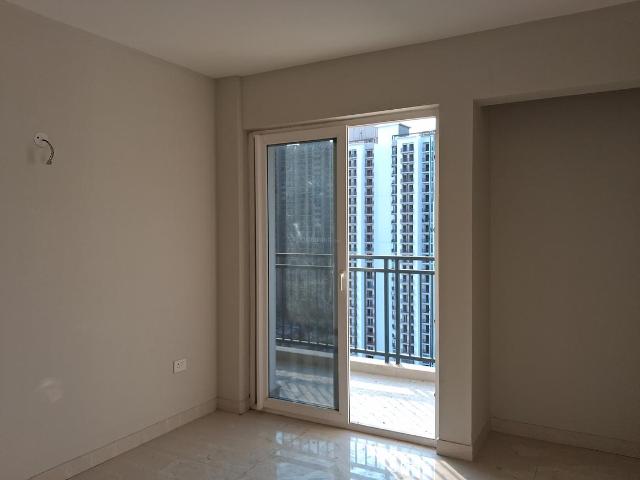 2 BHK Apartment in Sector 150 for rent Noida. The reference number is 19882134
