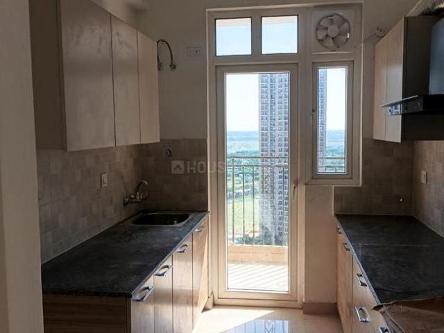 2 BHK Apartment in Sector 150 for rent Noida. The reference number is 20174553
