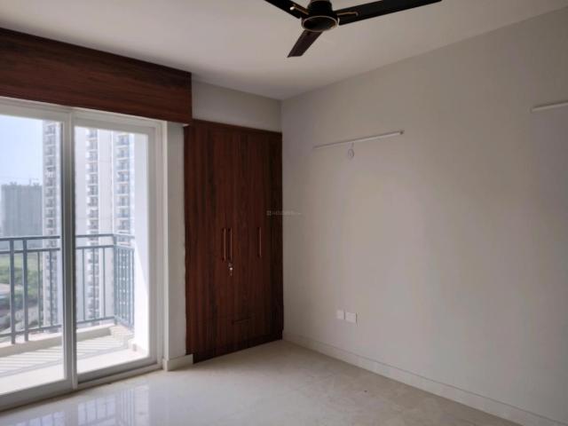 2 BHK Apartment in Sector 150 for rent Noida. The reference number is 20135761
