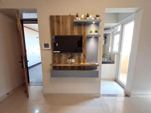 2 BHK Apartment in Sector 150 for rent Noida. The reference number is 20769252