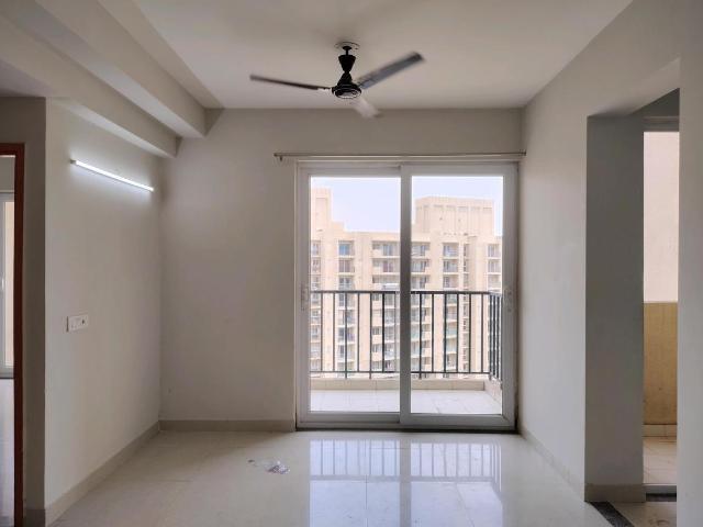 2 BHK Apartment in Sector 150 for rent Noida. The reference number is 20700843