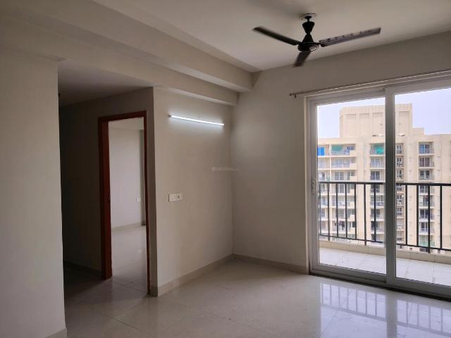 2 BHK Apartment in Sector 150 for rent Noida. The reference number is 20700909