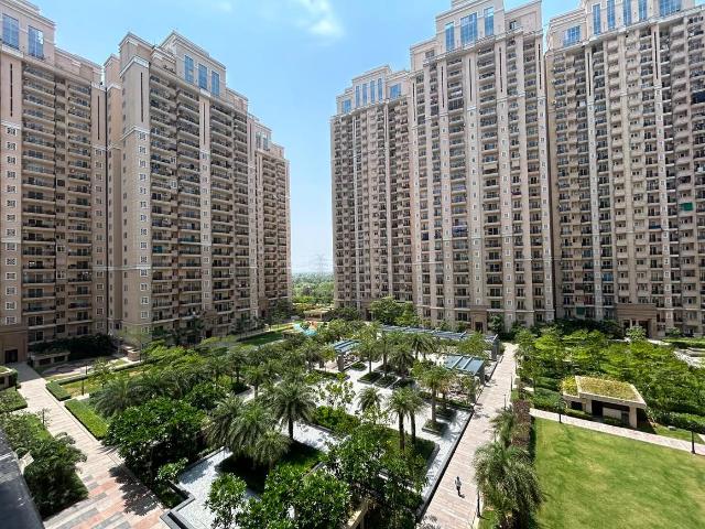 2 BHK Apartment in Sector 150 for rent Noida. The reference number is 20719501