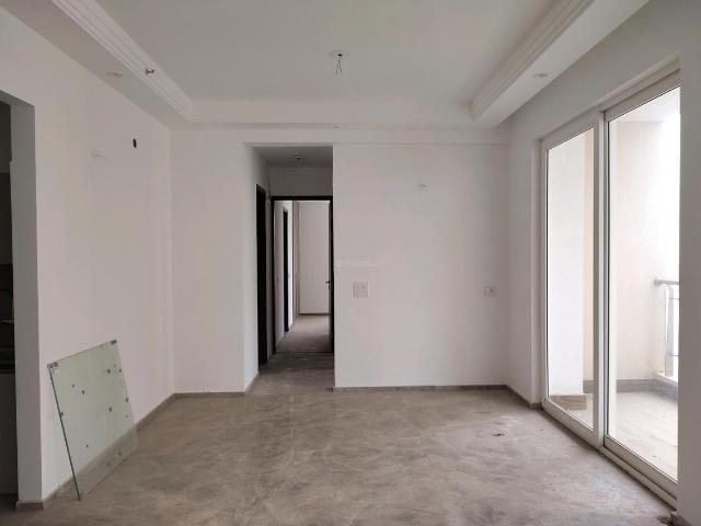 2 BHK Apartment in Sector 152 for resale Noida. The reference number is 20621004