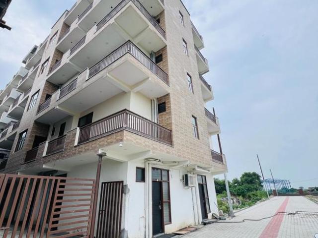 2 BHK Apartment in Sector 155 for resale Noida. The reference number is 20695957