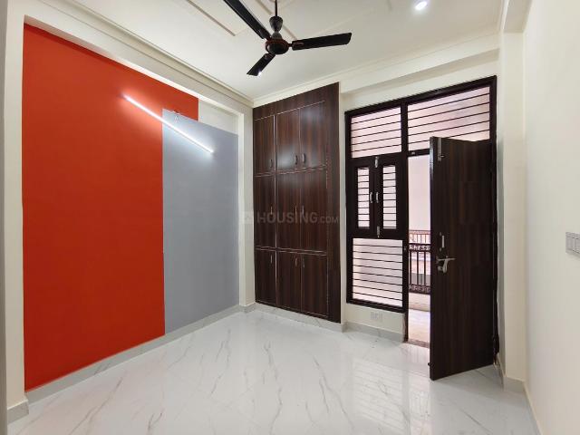2 BHK Apartment in Sector 155 for resale Noida. The reference number is 20729974
