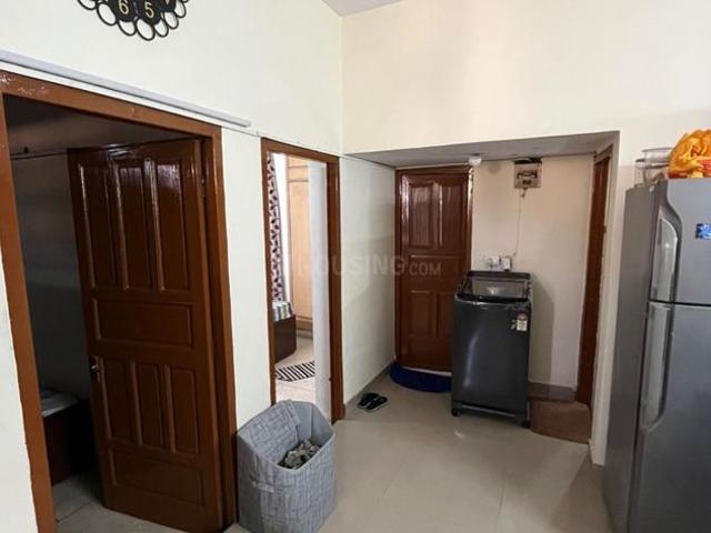 2 BHK Apartment in Sector 15 for rent Gurgaon. The reference number is 18923952