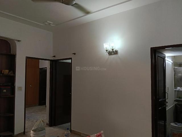 2 BHK Apartment in Sector 15 for rent Gurgaon. The reference number is 20400811