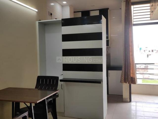 2 BHK Apartment in Sector 15 for rent Gurgaon. The reference number is 20347554