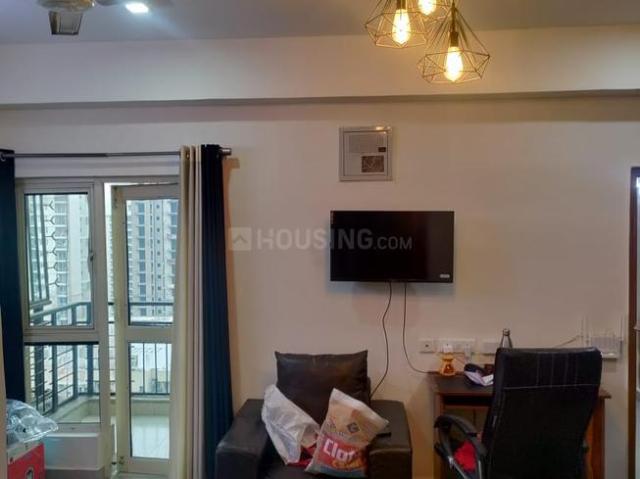 2 BHK Apartment in Sector 168 for rent Noida. The reference number is 15843822