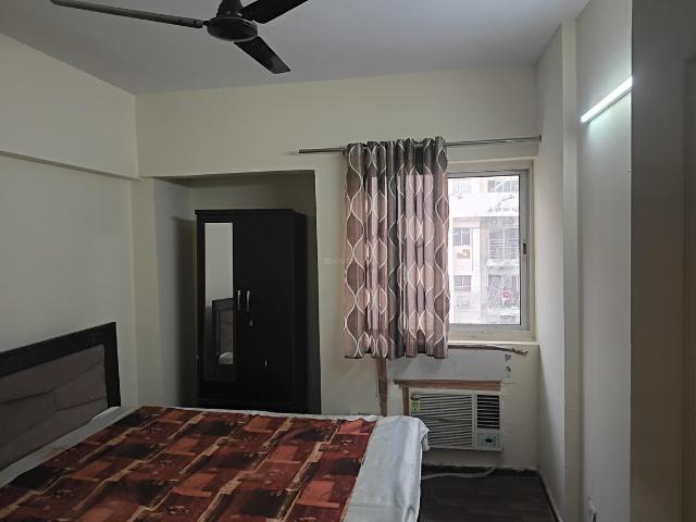 2 BHK Apartment in Sector 168 for rent Noida. The reference number is 19940065