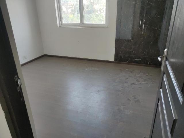 2 BHK Apartment in Sector 168 for rent Noida. The reference number is 20113325
