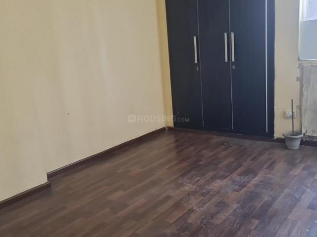 2 BHK Apartment in Sector 168 for rent Noida. The reference number is 20490177
