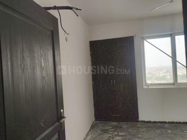 2 BHK Apartment in Sector 168 for rent Noida. The reference number is 20588062