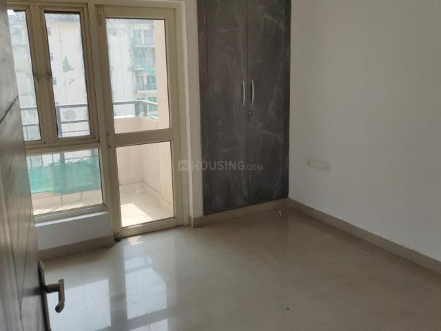 2 BHK Apartment in Sector 168 for resale Noida. The reference number is 20941382