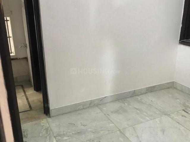 2 BHK Apartment in Sector 17 Dwarka for rent New Delhi. The reference number is 19861171