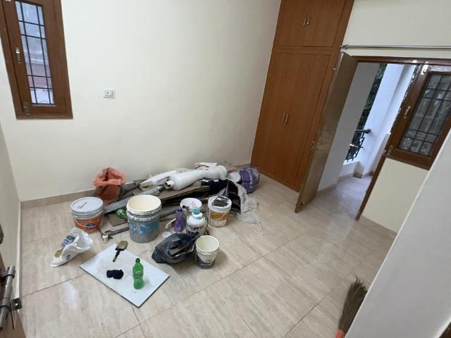 2 BHK Apartment in Sector 17 Dwarka for rent New Delhi. The reference number is 20257165