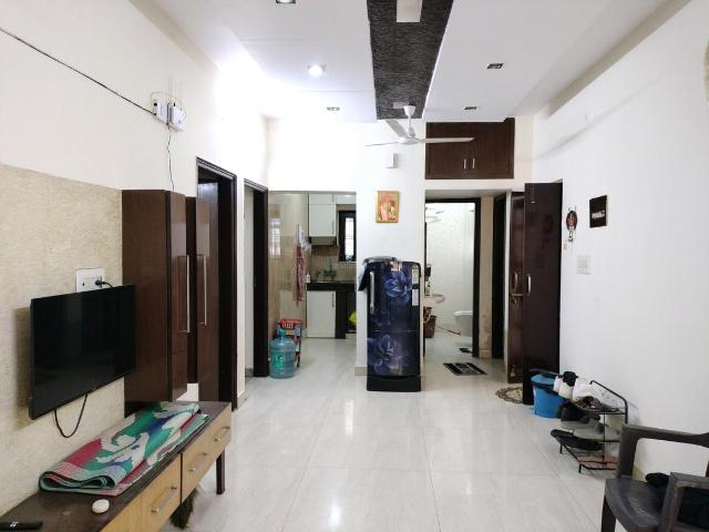 2 BHK Apartment in Sector 17 Dwarka for rent New Delhi. The reference number is 20365029
