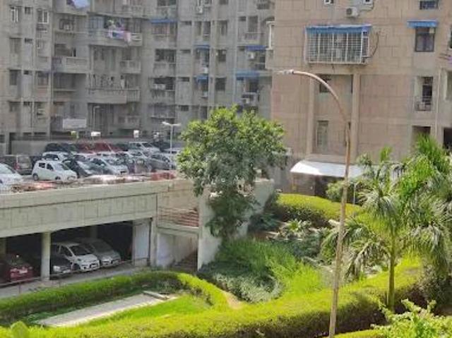 2 BHK Apartment in Sector 18 Dwarka for rent New Delhi. The reference number is 19706090