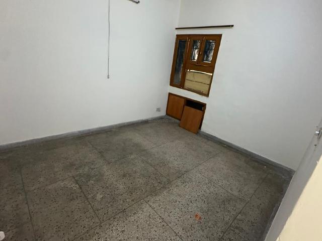 2 BHK Apartment in Sector 18 Dwarka for rent New Delhi. The reference number is 20759946