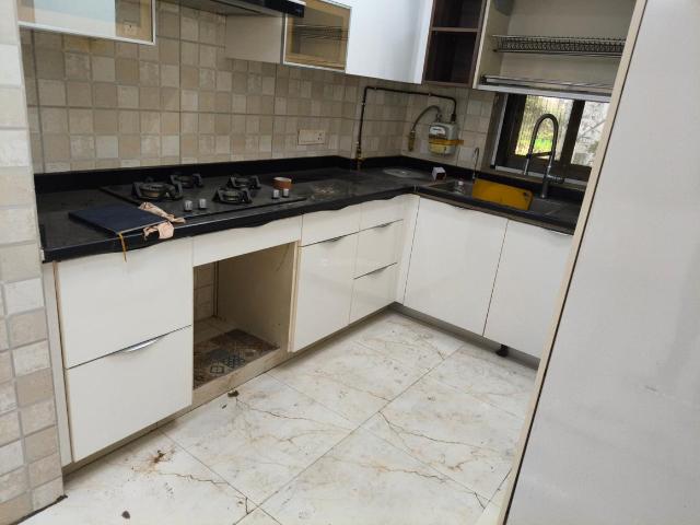 2 BHK Apartment in Sector 18 Dwarka for rent New Delhi. The reference number is 20768150