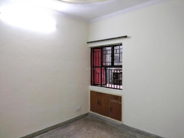 2 BHK Apartment in Sector 18 Dwarka for rent New Delhi. The reference number is 20983428