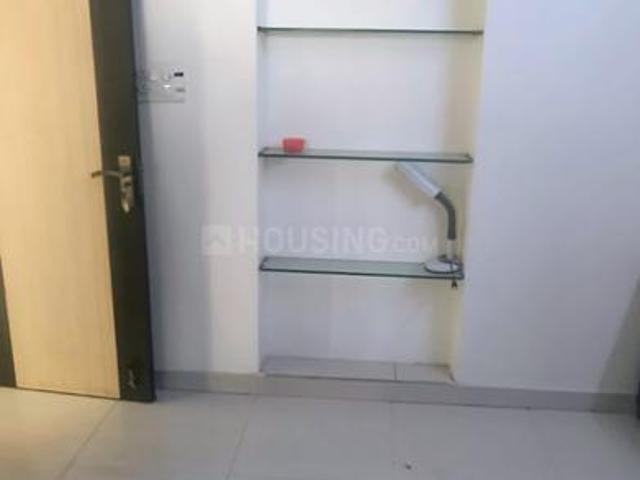 2 BHK Apartment in Sector 18 Dwarka for rent New Delhi. The reference number is 20335733