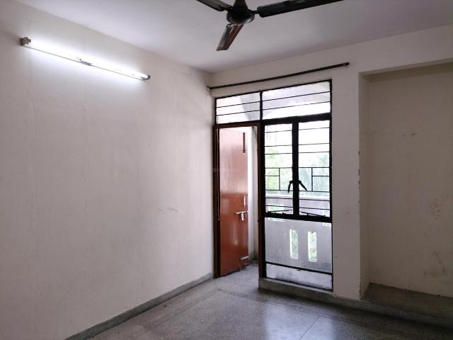 2 BHK Apartment in Sector 18 Dwarka for resale New Delhi. The reference number is 19924577