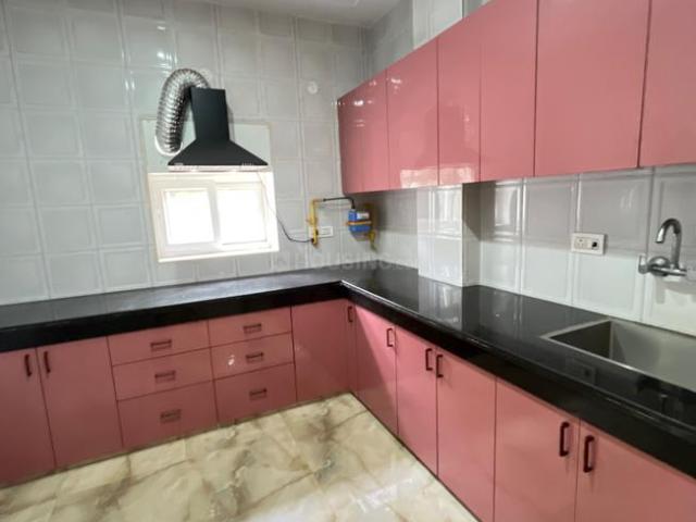 2 BHK Apartment in Sector 19 Dwarka for rent New Delhi. The reference number is 20408732